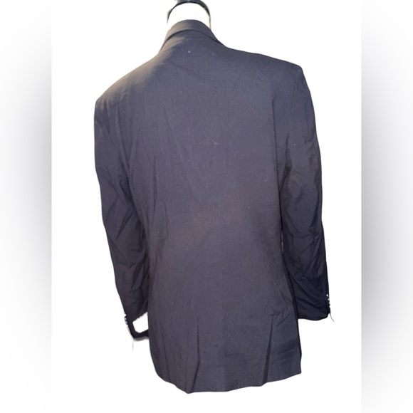 Lineage Performance 2 Button Slim Fit blazer - Picture 2 of 8